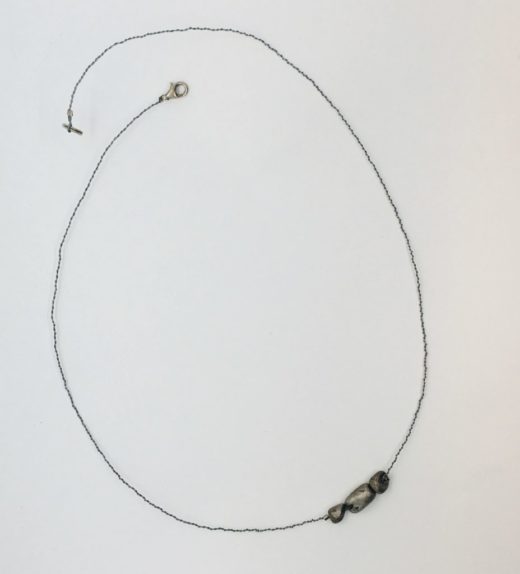 Krótki naszyjnik z plecionego drutu z meteorytem saymchan, ludzie meteorytów, żywioł metalu, IMG_5403